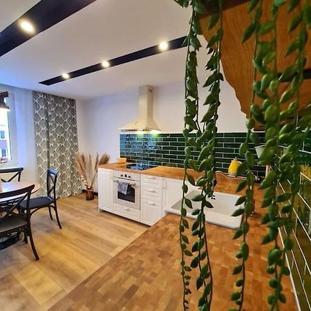 Uroczy Apartament Blisko Centrum - 10 Min Do Plazy Гдыня Экстерьер фото